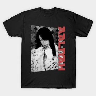 aaliyah portrait monochrome T-Shirt